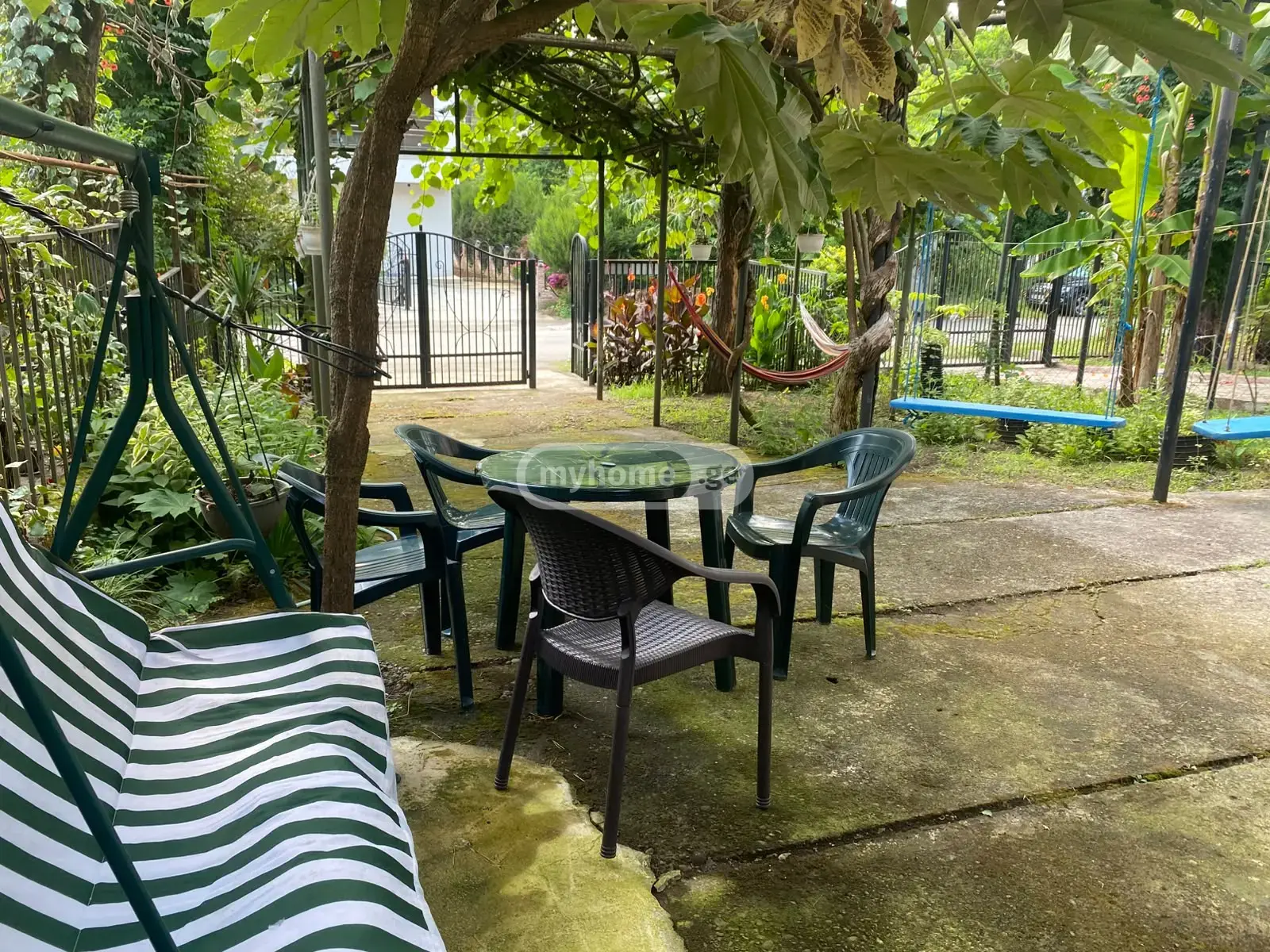 7 Room Country House For Sale view 1