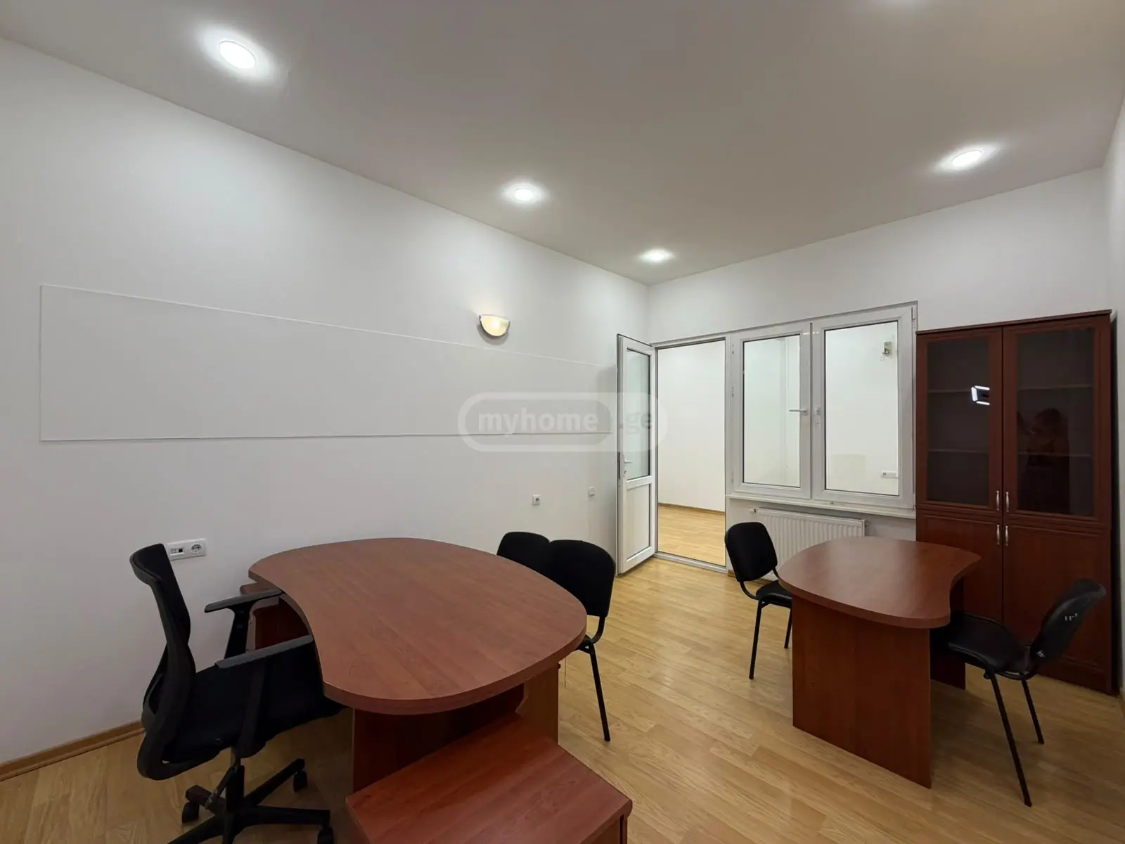 Office Commercial Area For Rent In Mtatsminda view 6