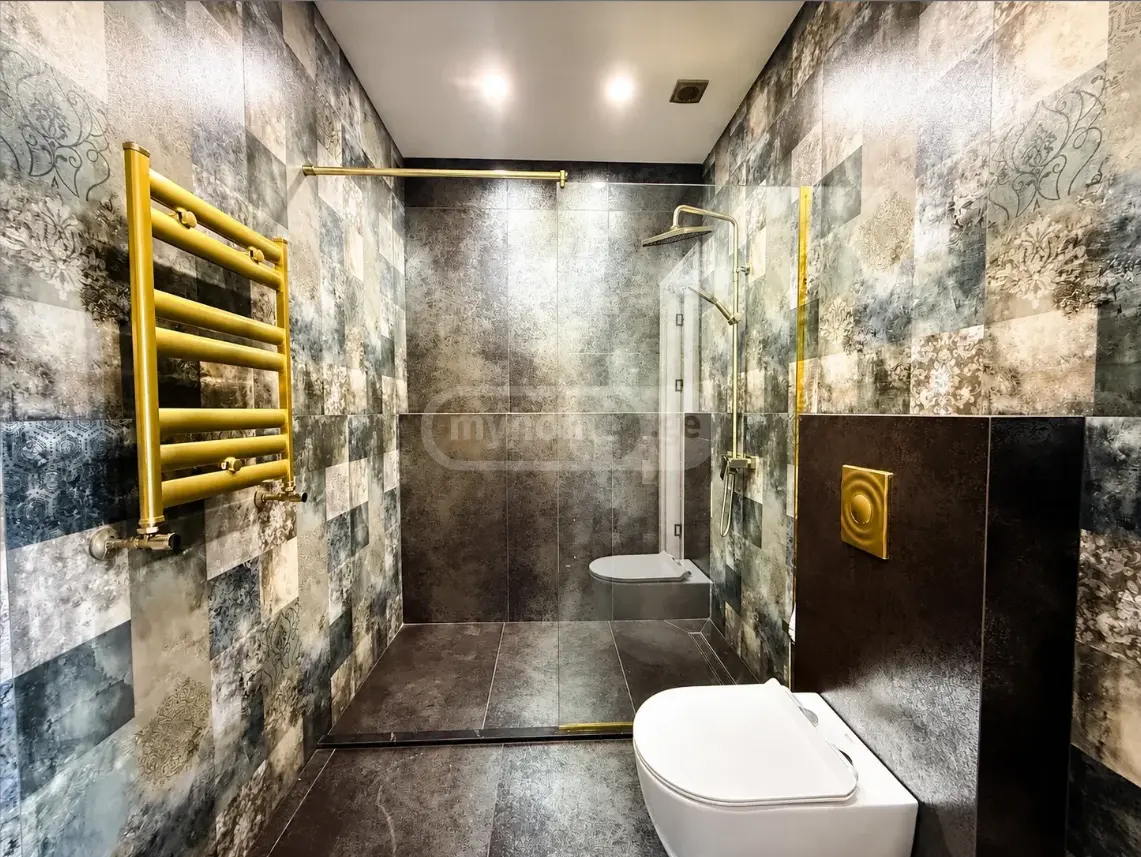 6 Room Private House For Rent view 12