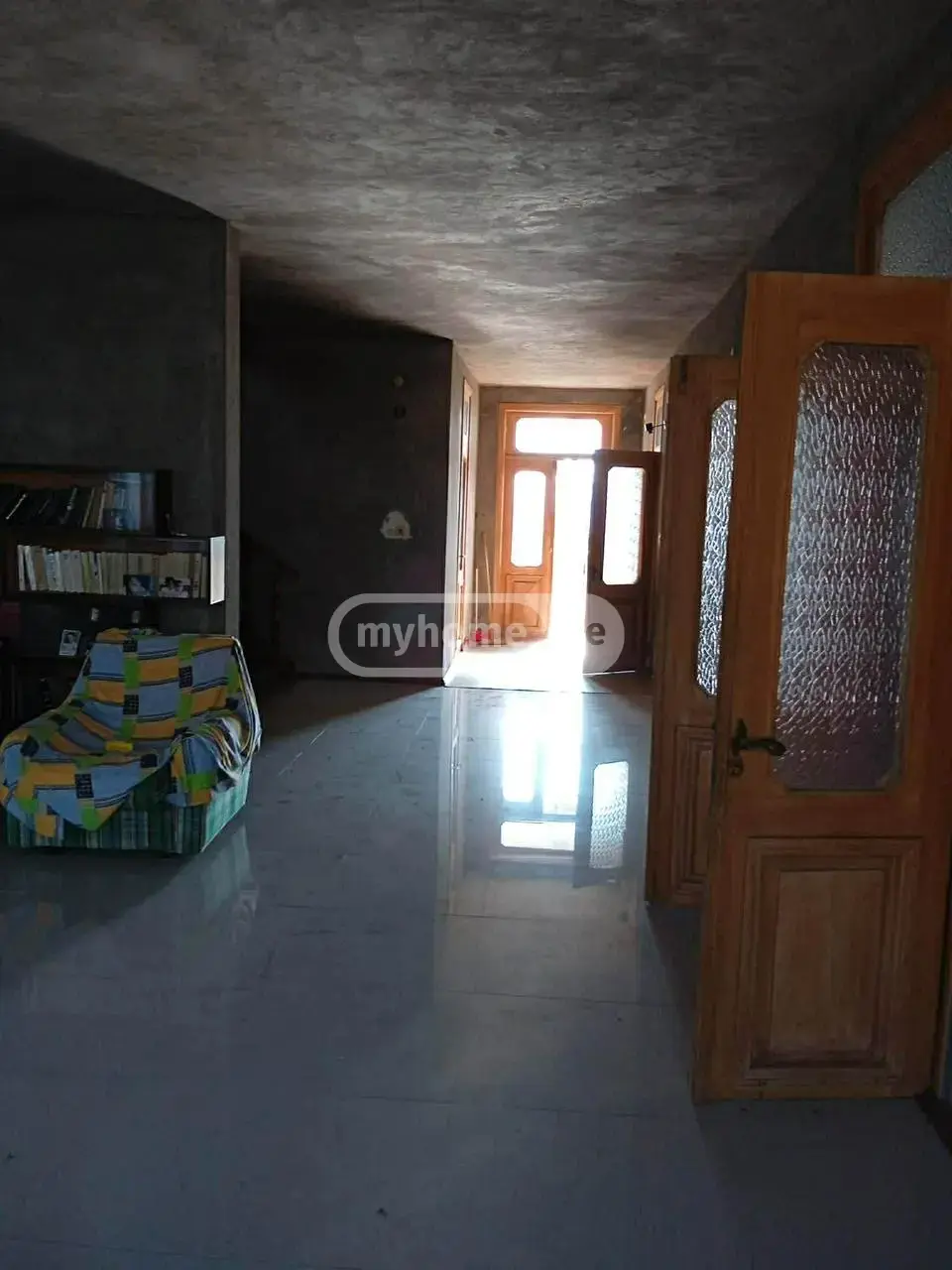 7 Room Private House For Sale view 2