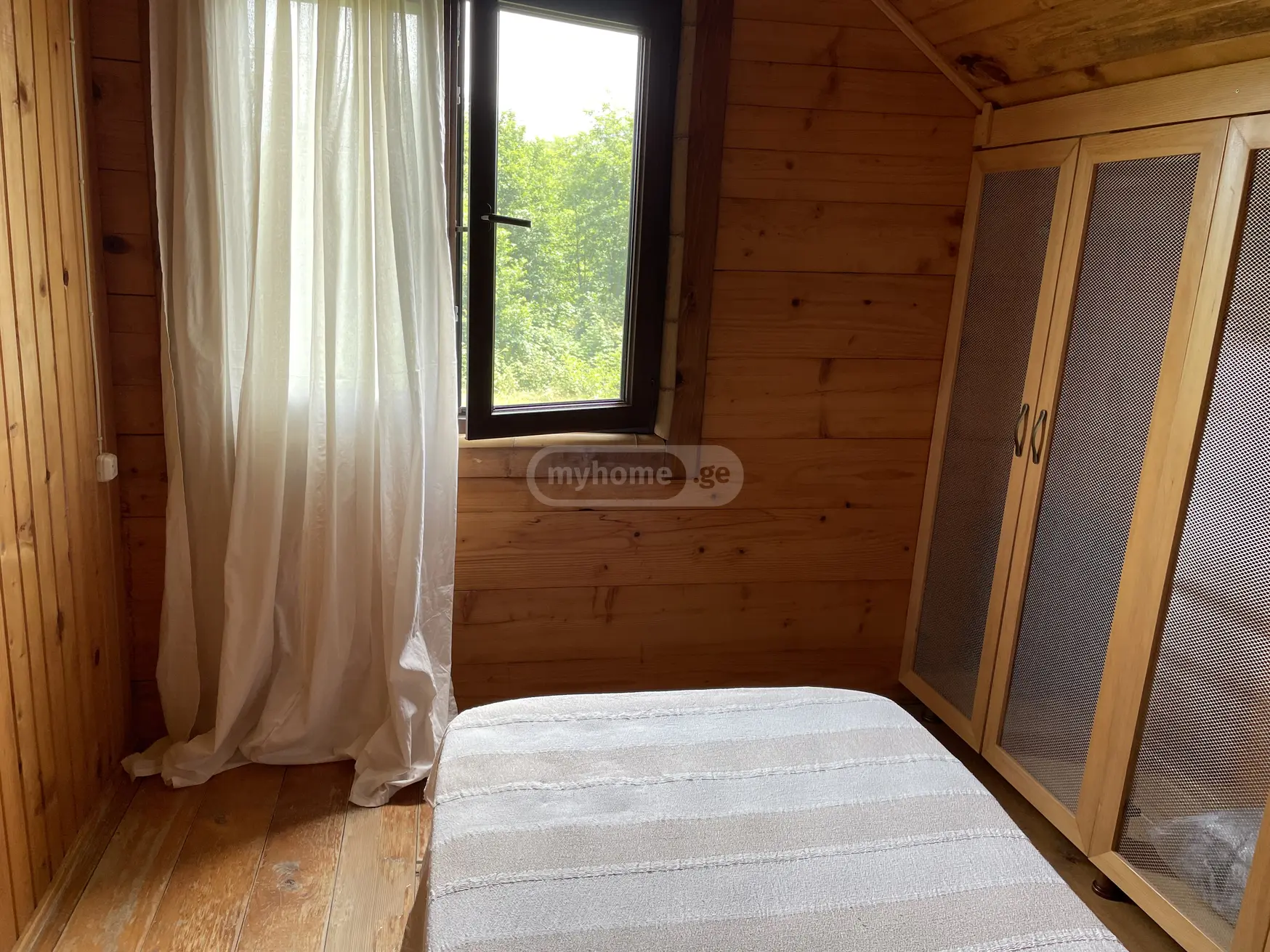 5 Room Country House For Sale view 2
