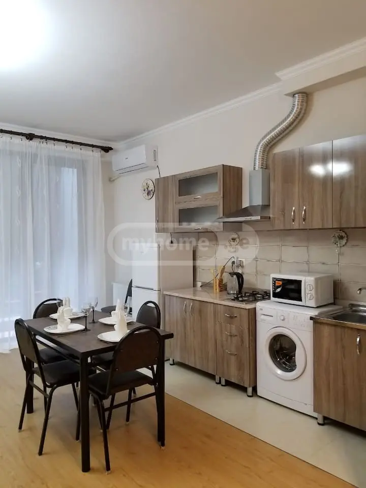 2 Room Apartment For Rent In Sololaki view 3