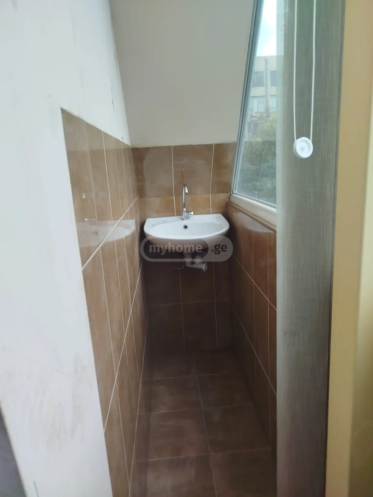 Office Commercial Area For Rent In Vera view 3