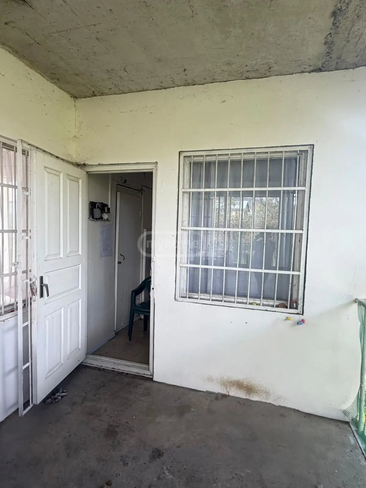 6 Room Country House For Sale view 10