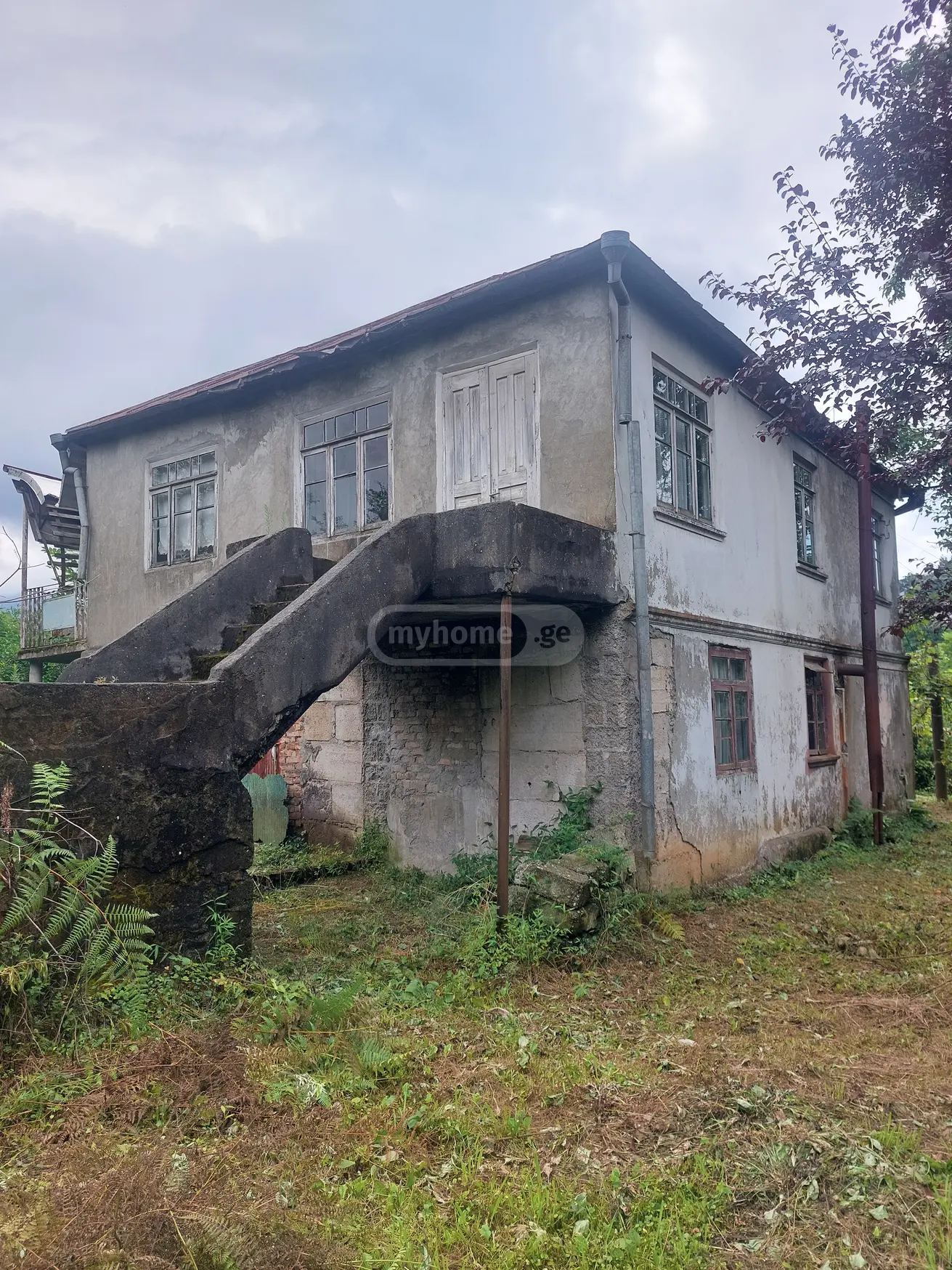 5 Room Private House For Sale view 1