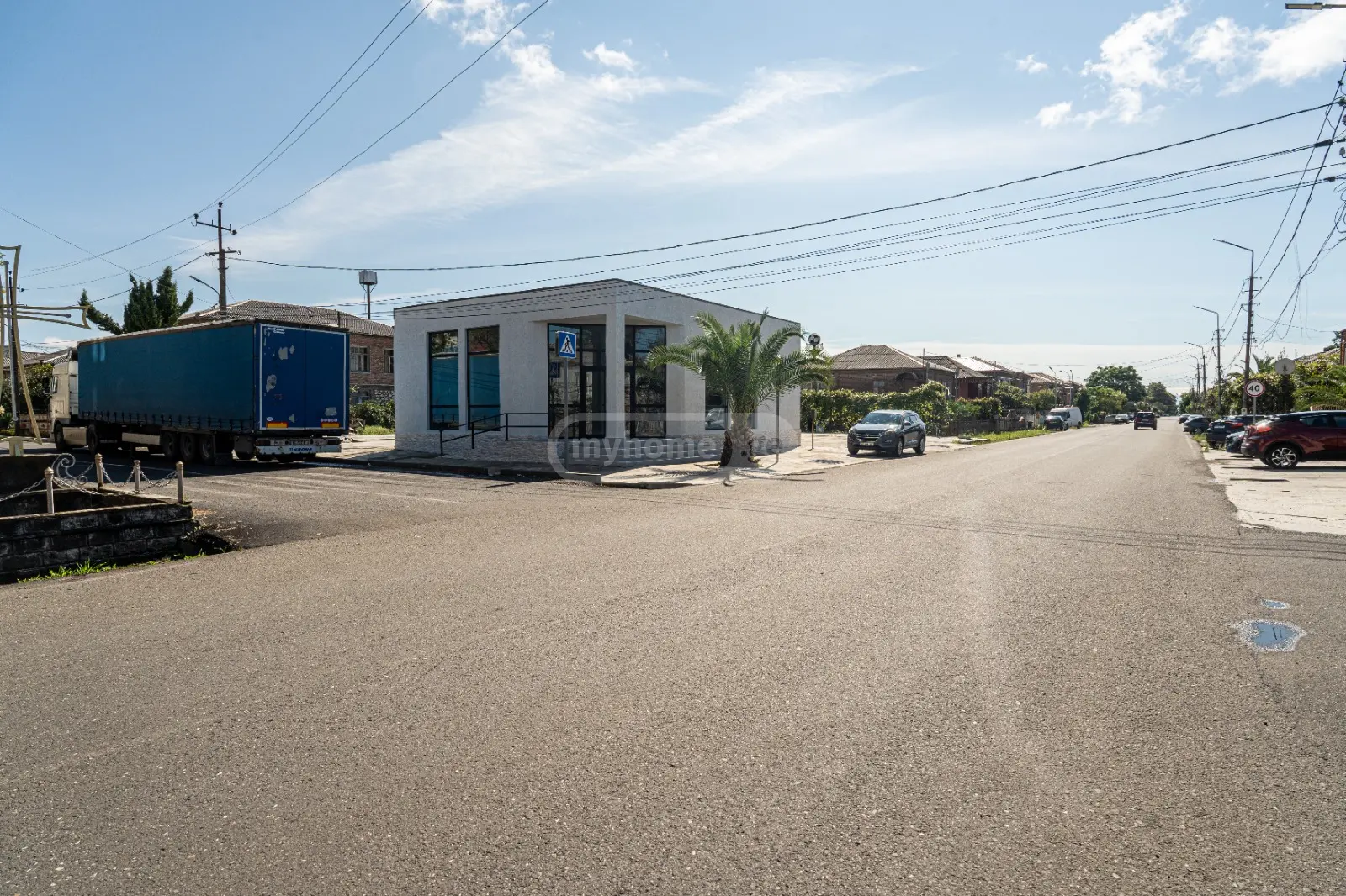 Universal Commercial Area For Rent In Foti view 5