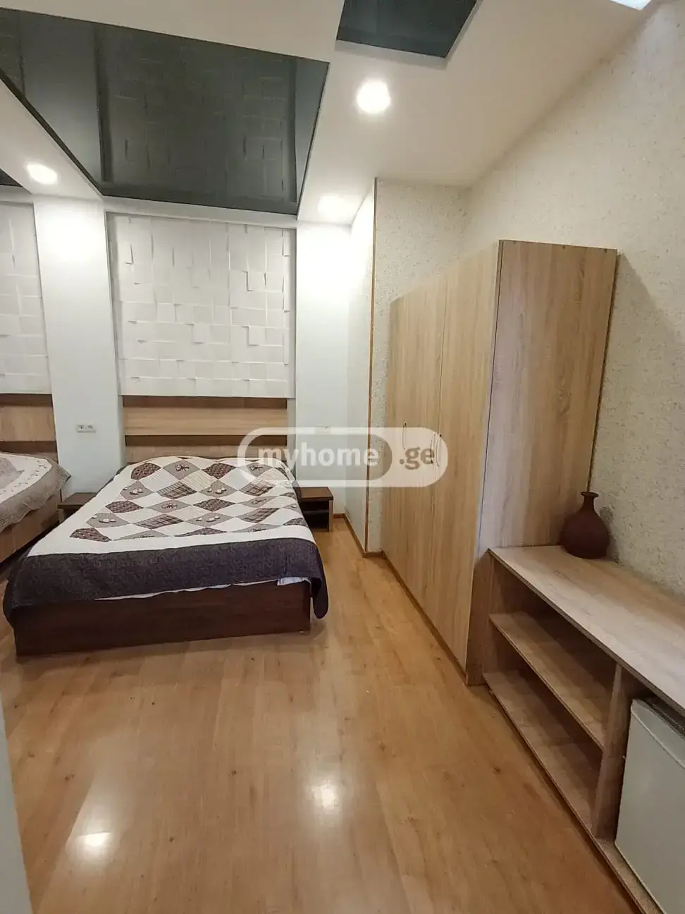 7 Room Private House For Sale view 6