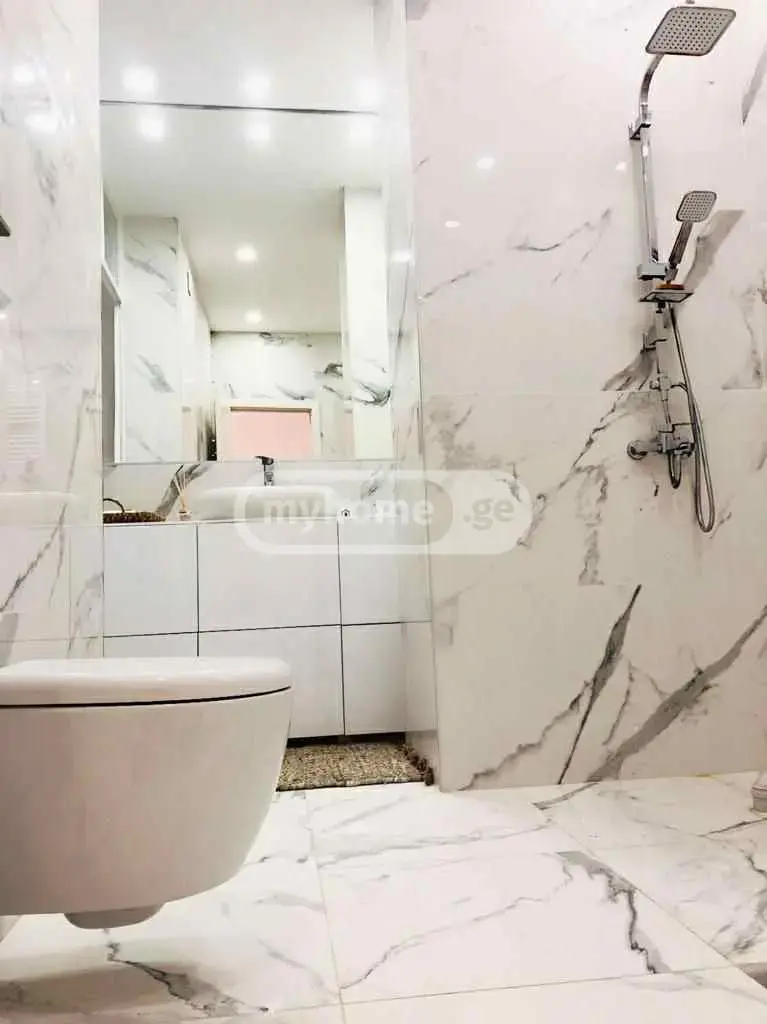 2 Room Apartment For Rent In Vake view 8