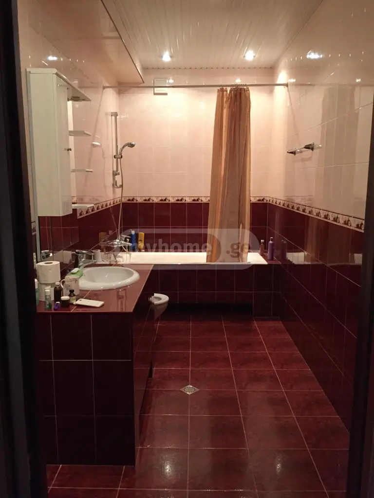 10+ Room Private House For Sale In Saburtalo view 4