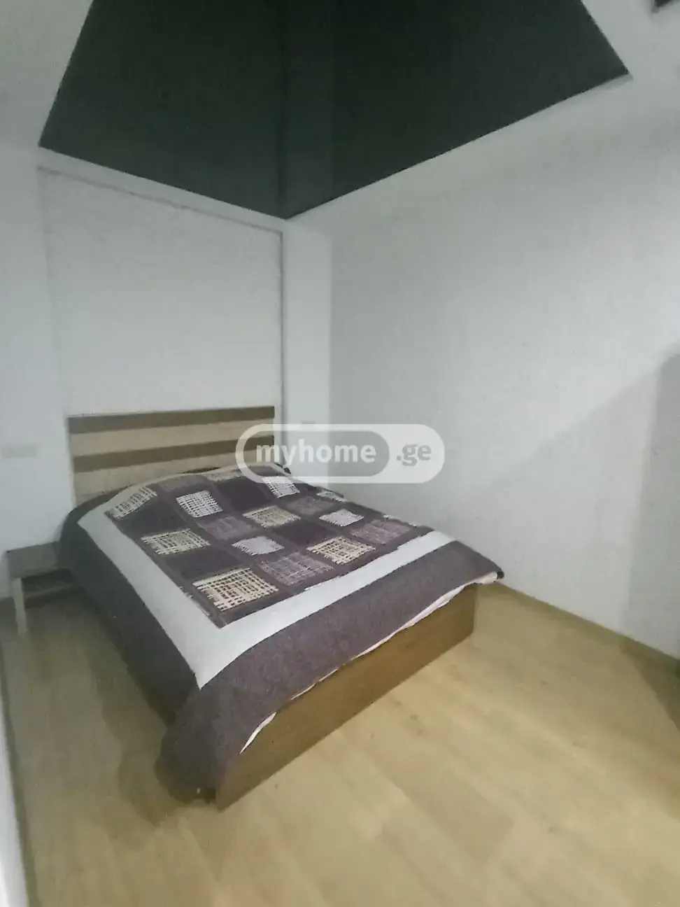 7 Room Private House For Sale view 14