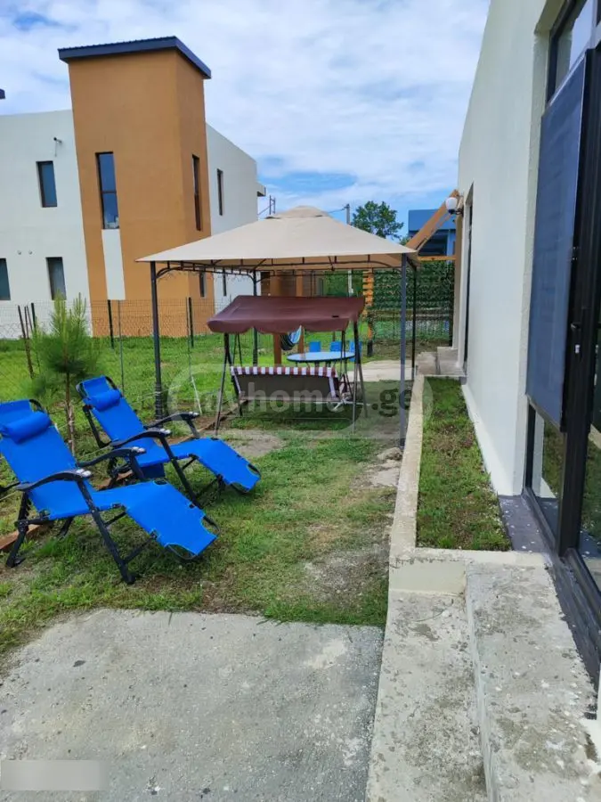 2 Room Private House For Sale view 2