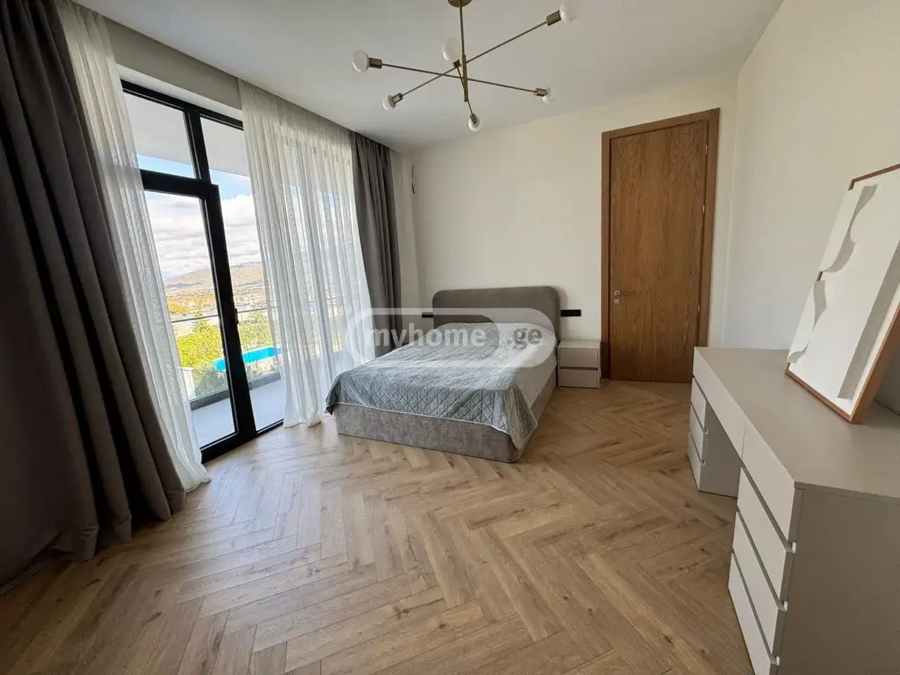 9 Room Private House For Sale view 6