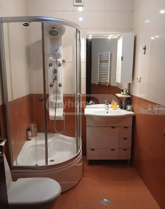 5 Room Apartment For Sale view 8