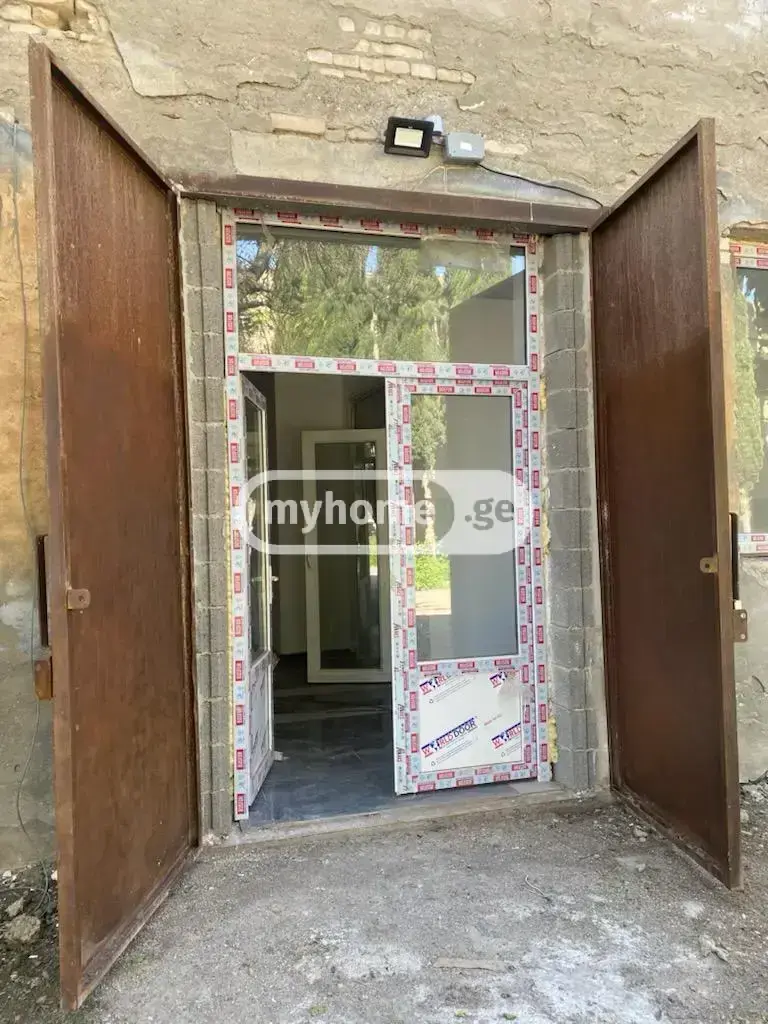 Universal Commercial Area Daily Rent In Lilo view 13