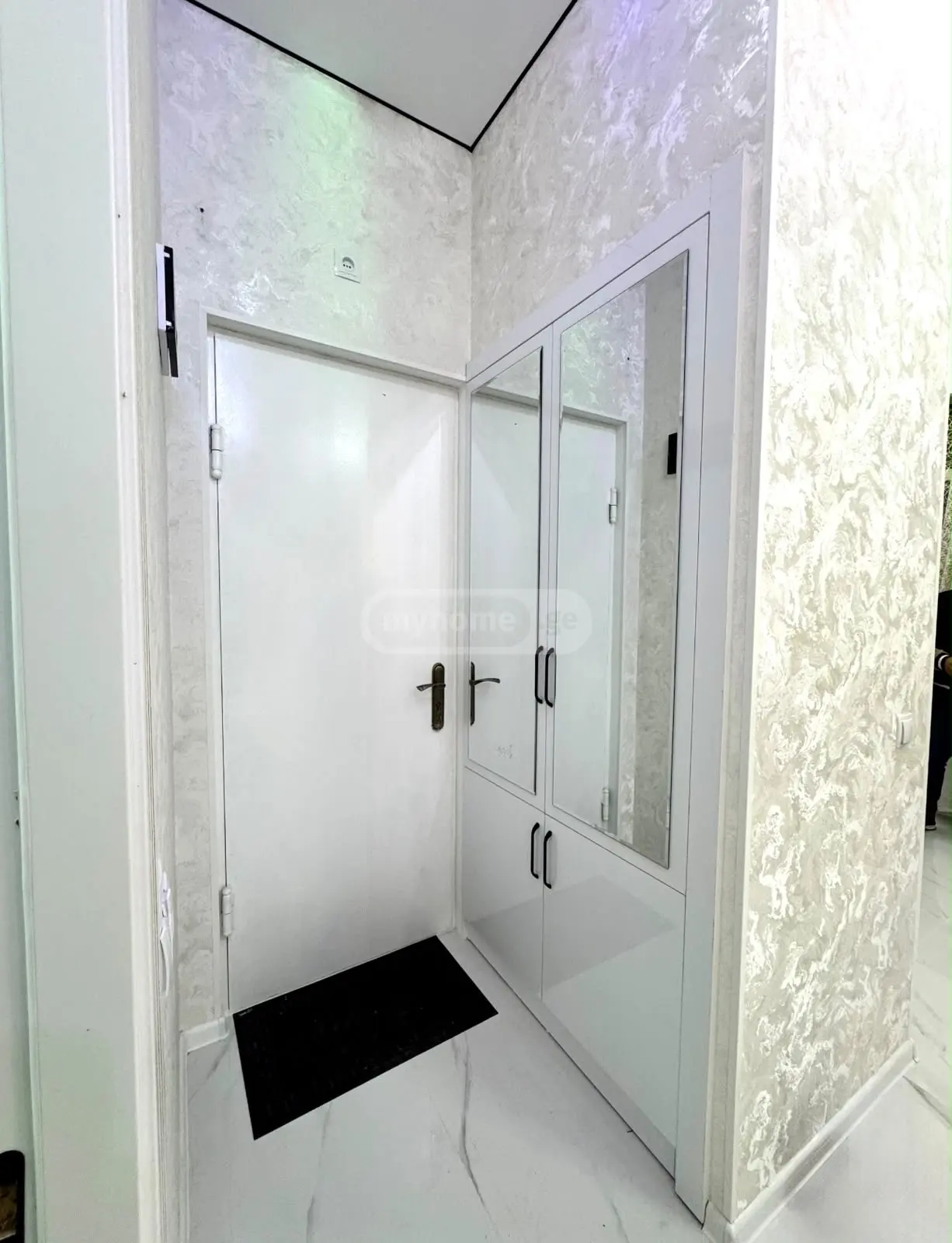 3 Room Apartment For Rent In Rustavi view 5