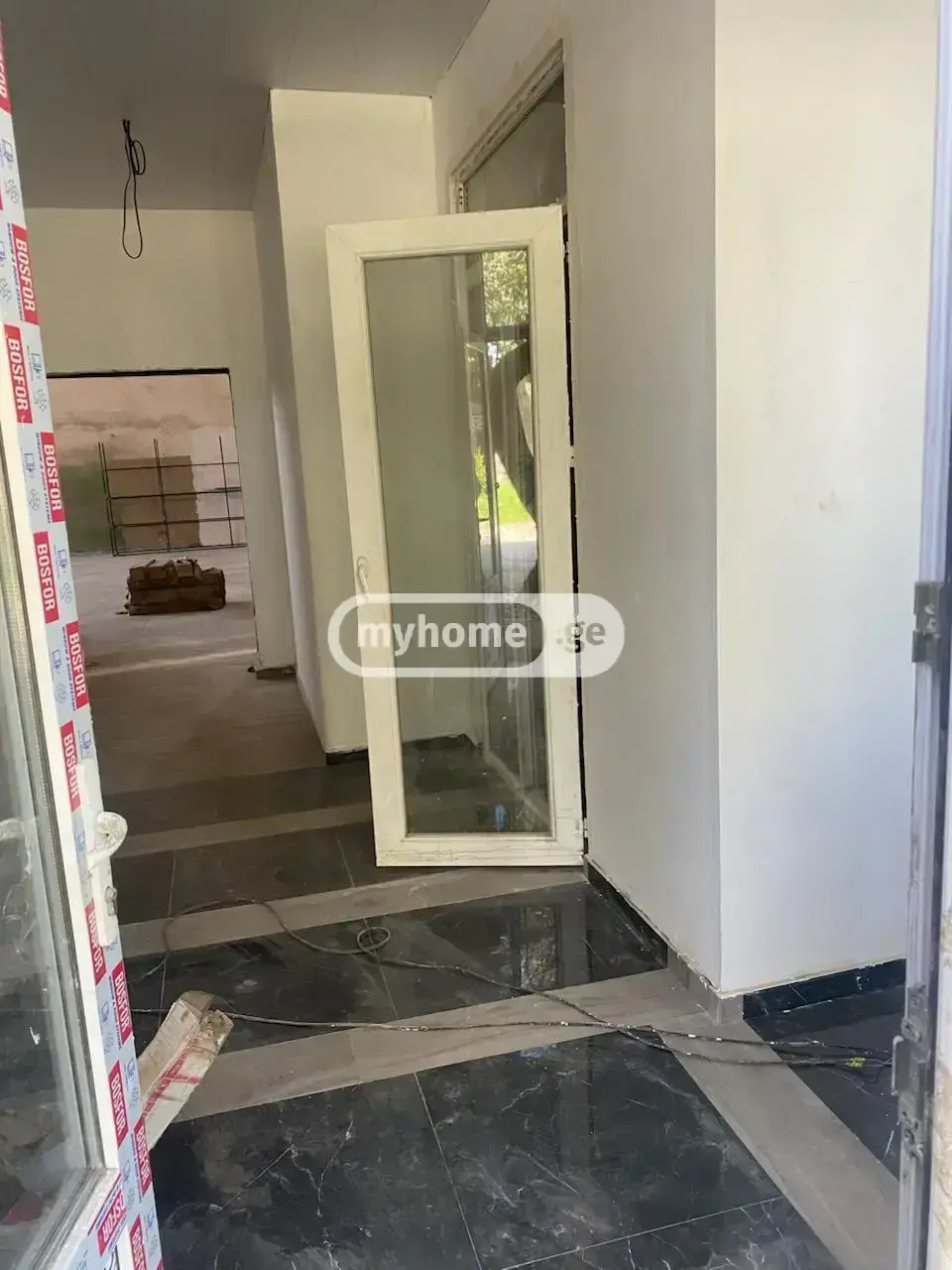 Universal Commercial Area Daily Rent In Lilo view 11