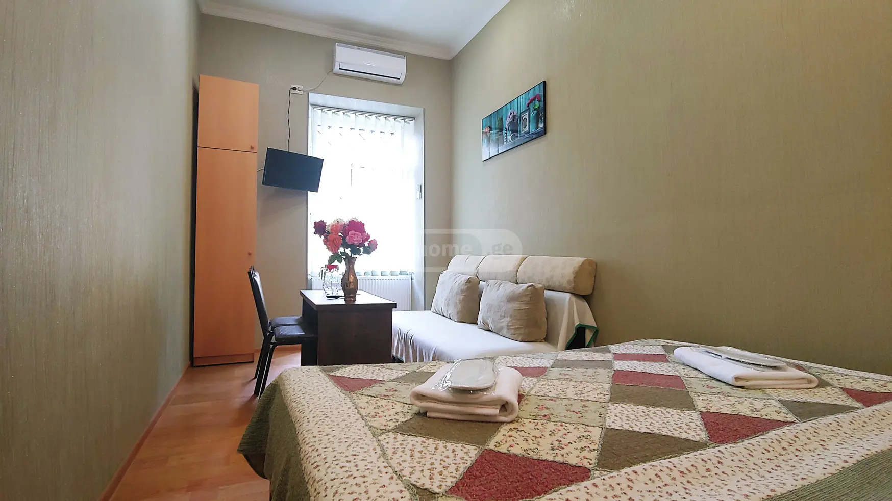1 Room Hotel Daily Rent In Vera view 1