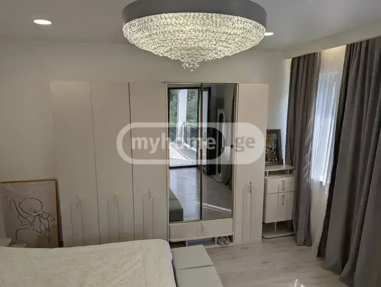 6 Room Country House For Sale view 10