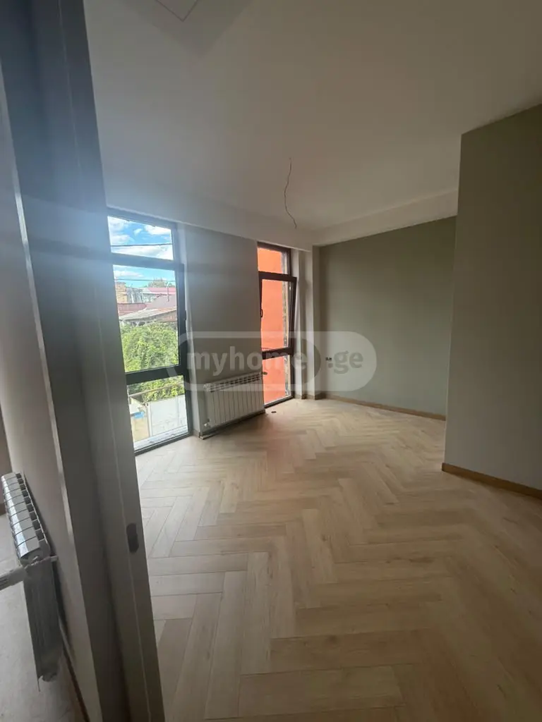 5 Room Private House For Sale view 13