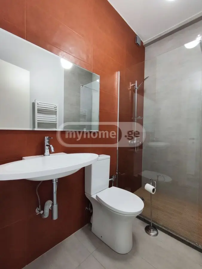 6 Room Private House For Sale view 8