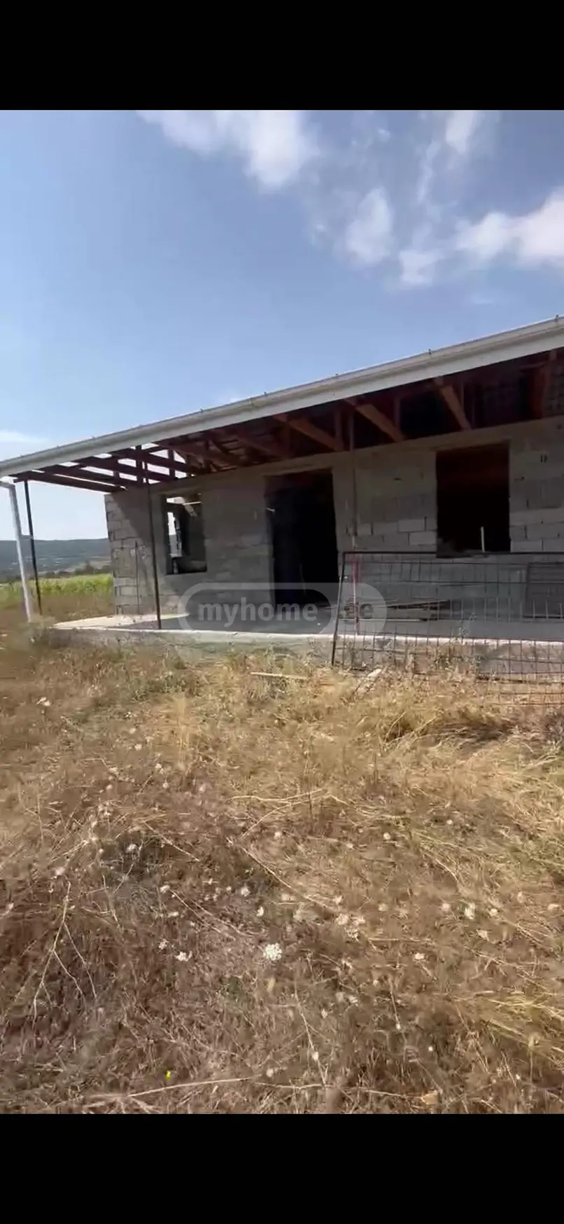 3 Room Private House For Sale view 3