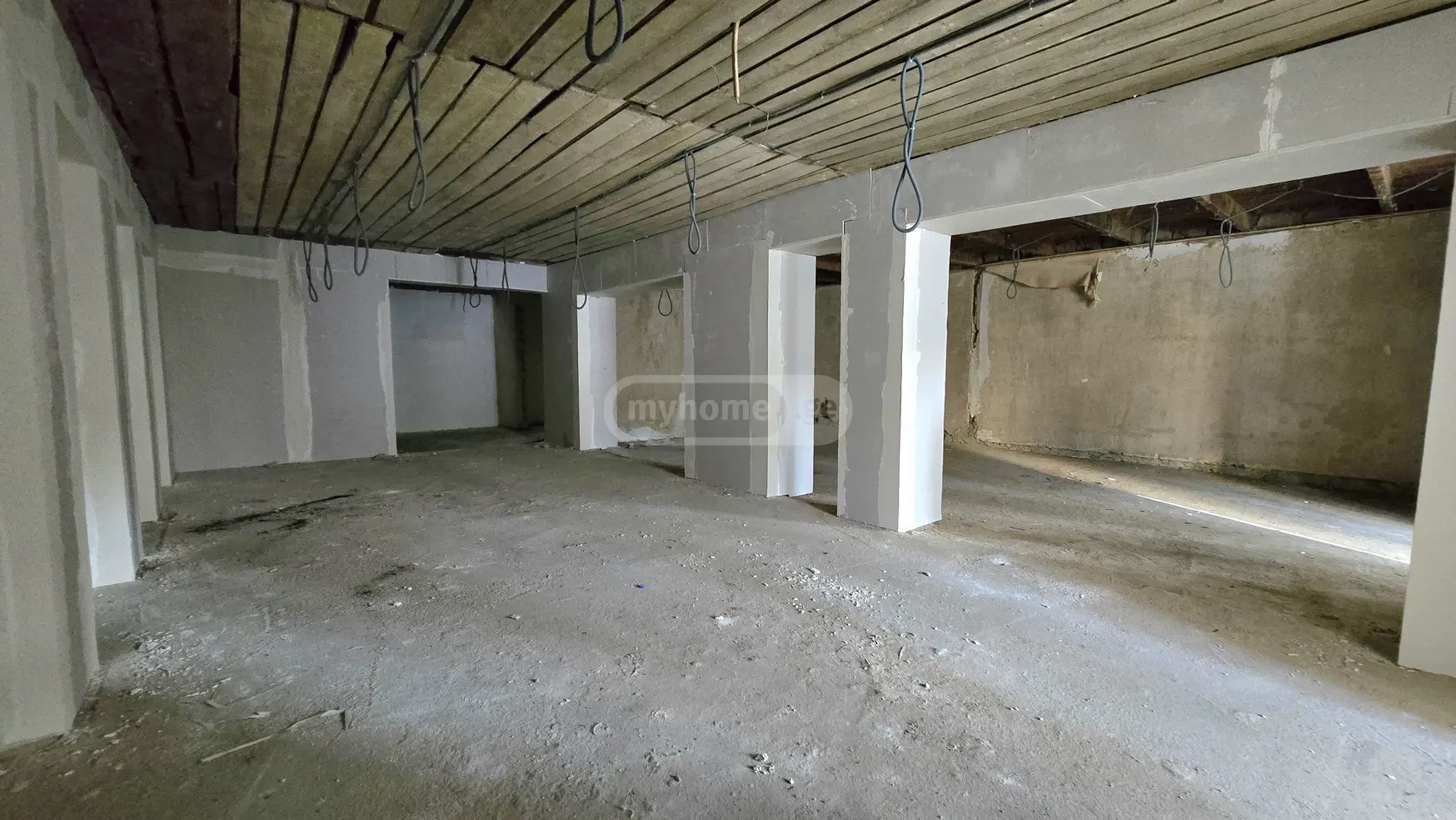 Universal Commercial Area For Rent In Mukhiani view 10