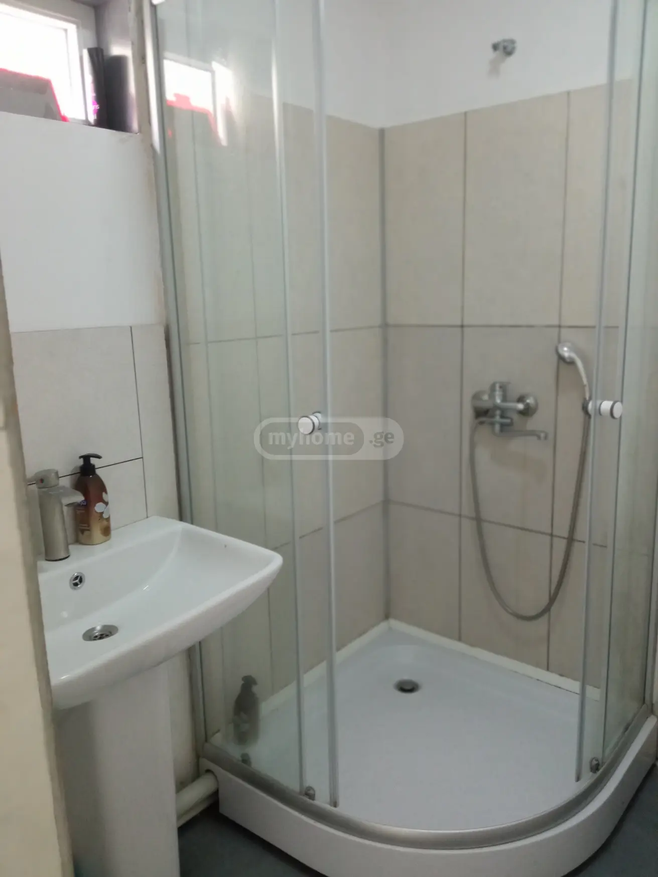 1 Room Private House Daily Rent In Zugdidi view 7