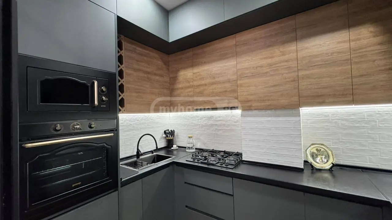 3 Room Apartment For Sale view 4