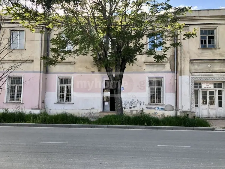 10+ Room Apartment For Sale In Gori view 1