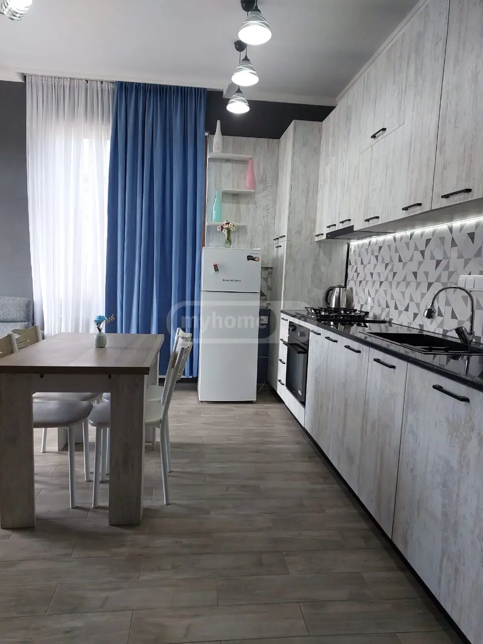 4 Room Private House For Sale view 4