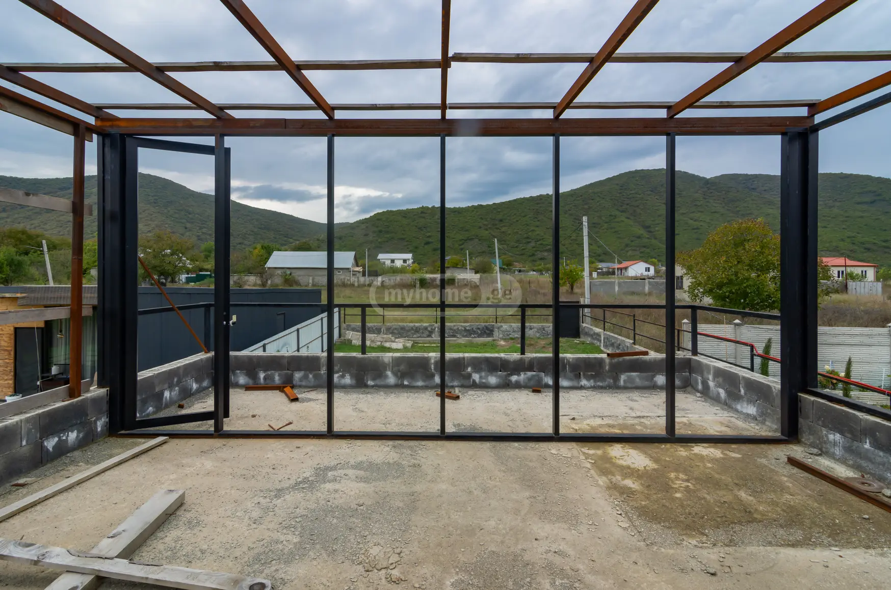 4 Room Private House For Sale view 1