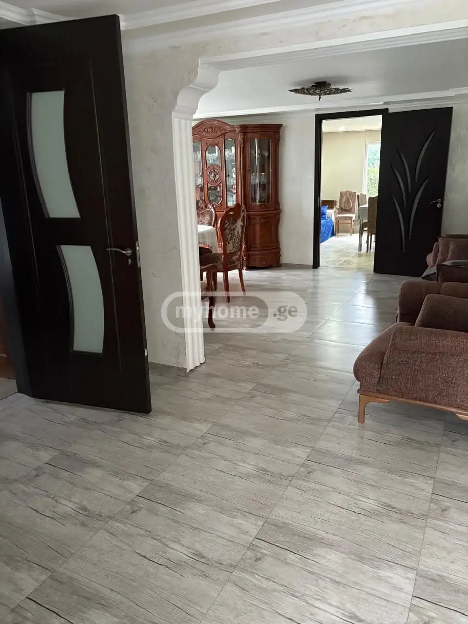 6 Room Private House For Sale view 4