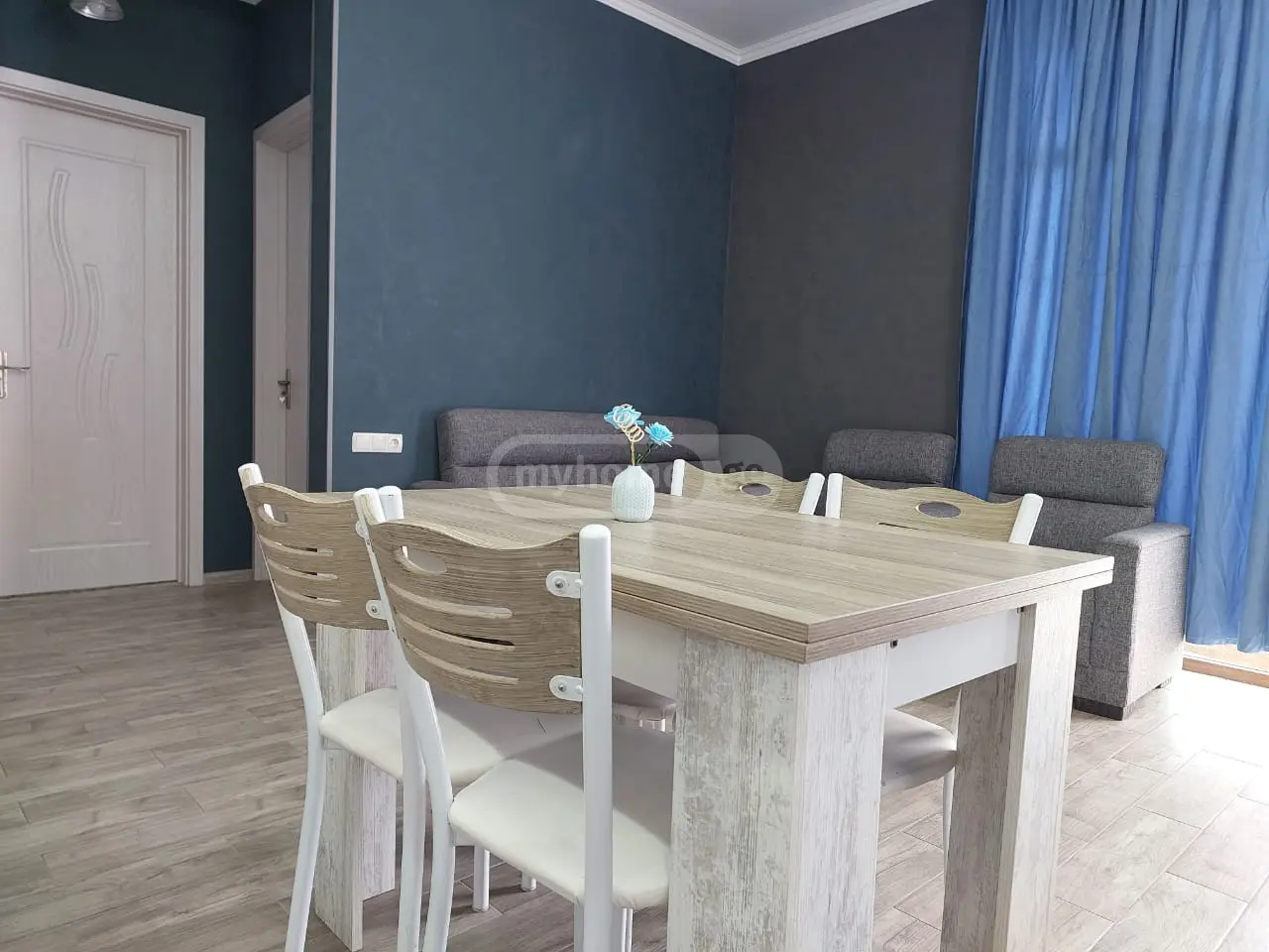 4 Room Private House For Sale view 9