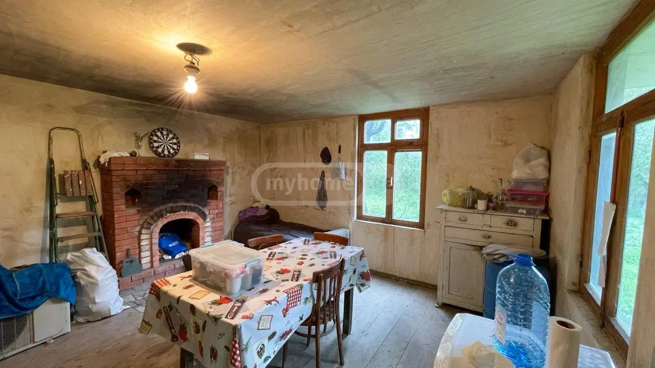 7 Room Country House For Sale view 11