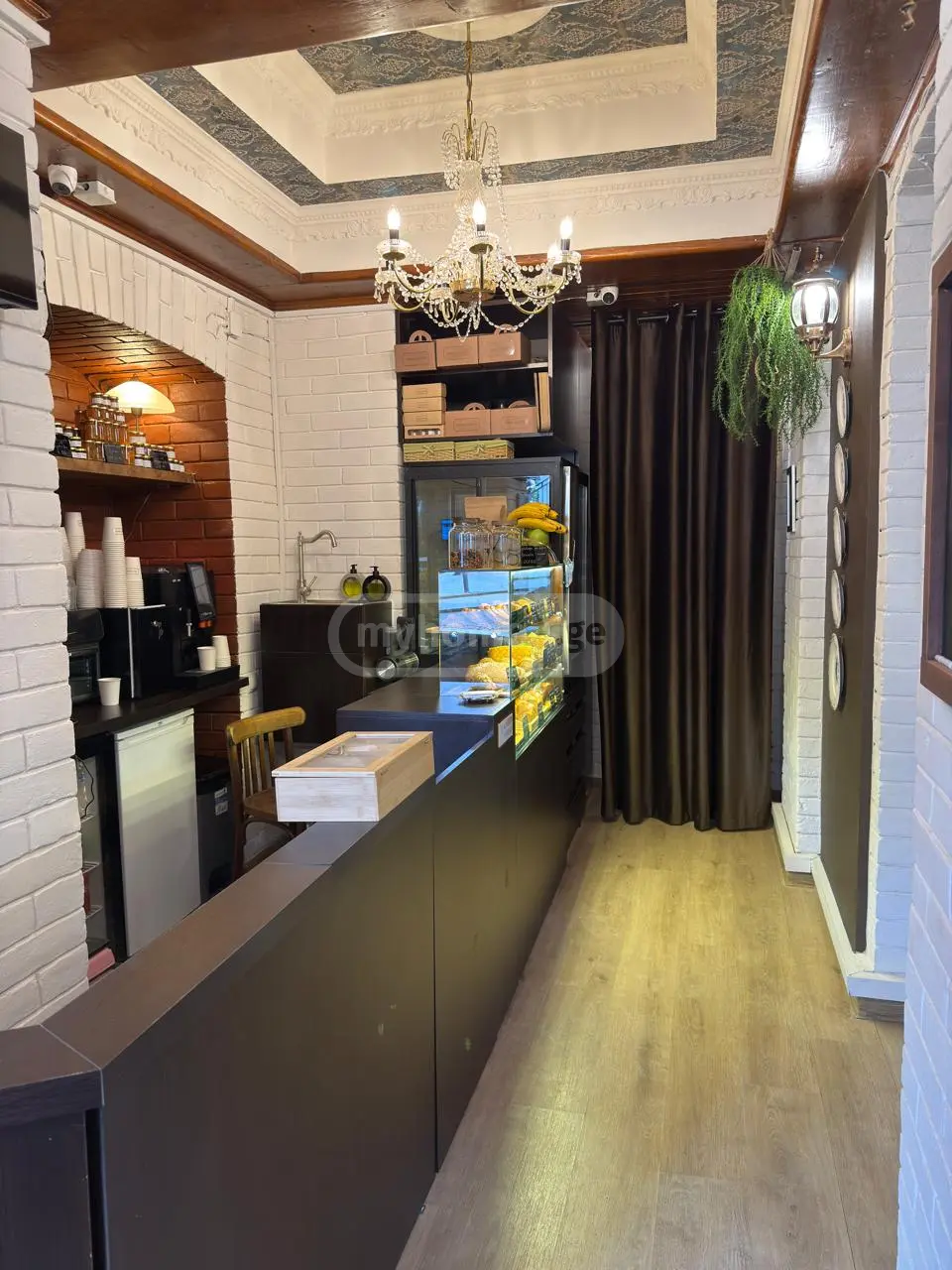 Universal Commercial Area For Sale In Vera view 1