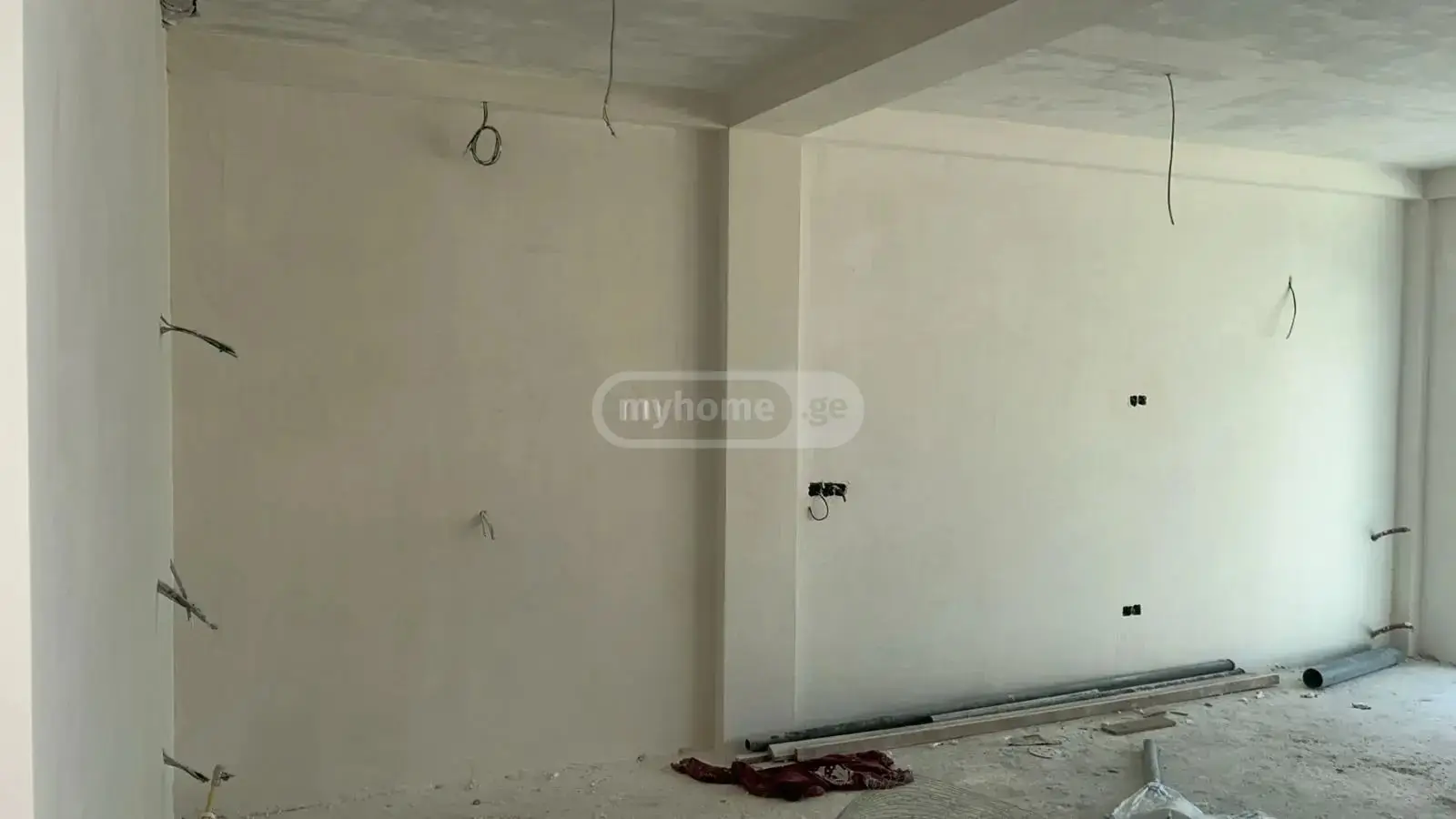 7 Room Private House For Sale view 16