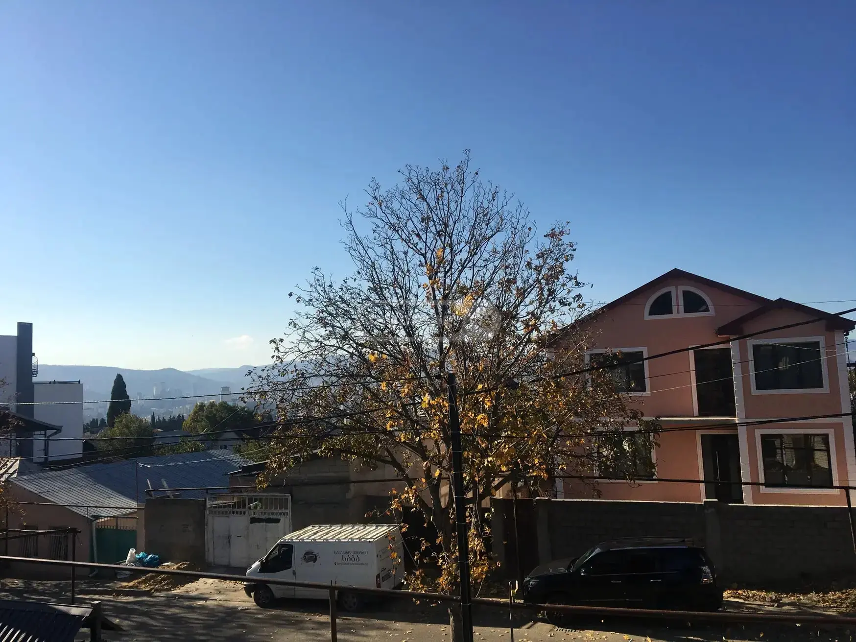 7 Room Private House For Sale view 1