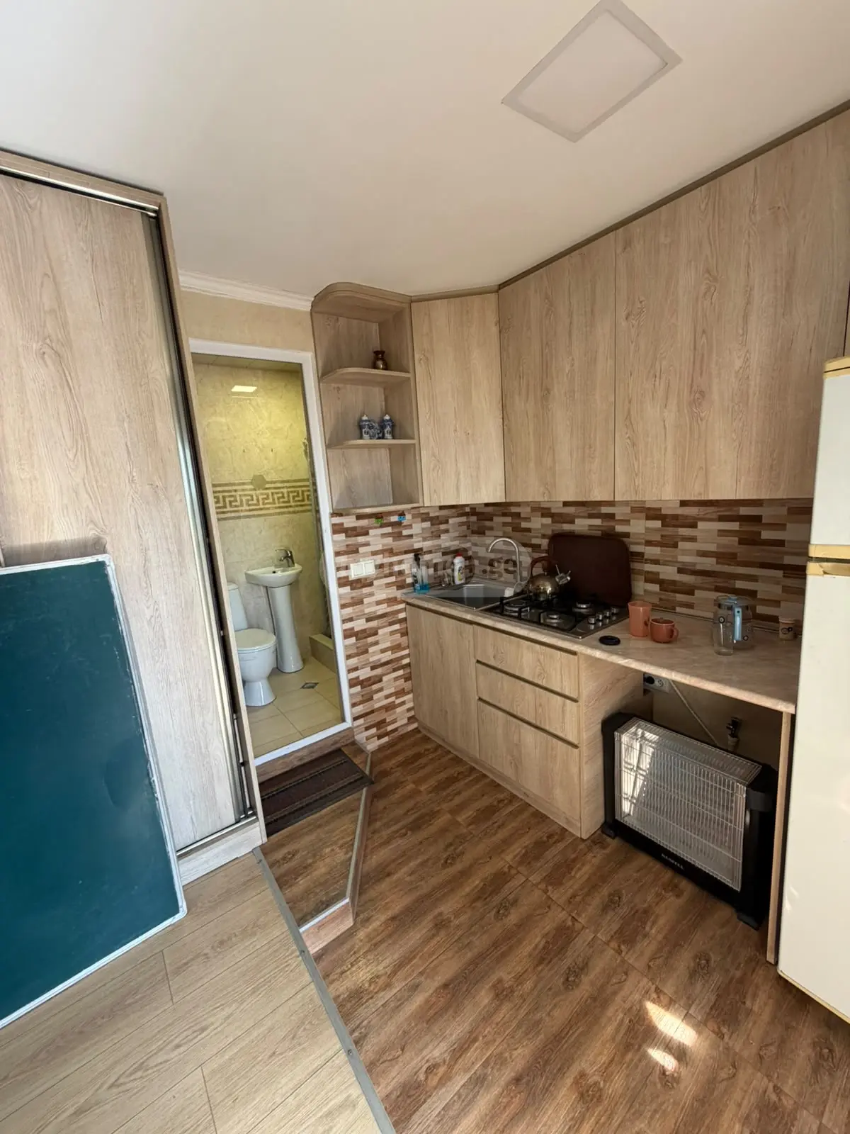 2 Room Private House For Sale view 2