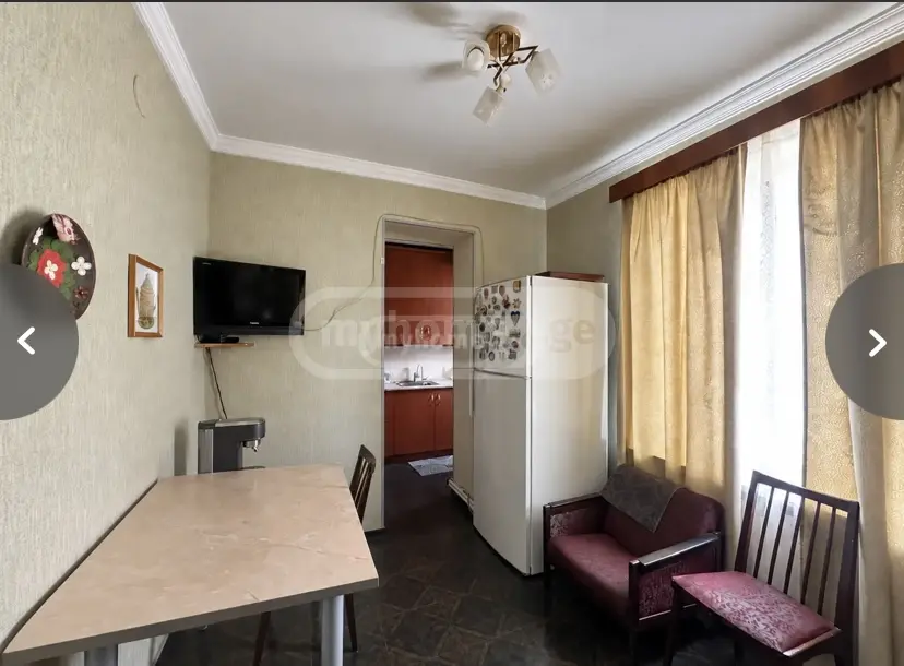 5 Room Apartment For Sale view 3