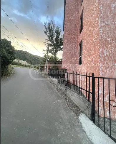 9 Room Hotel For Sale view 4