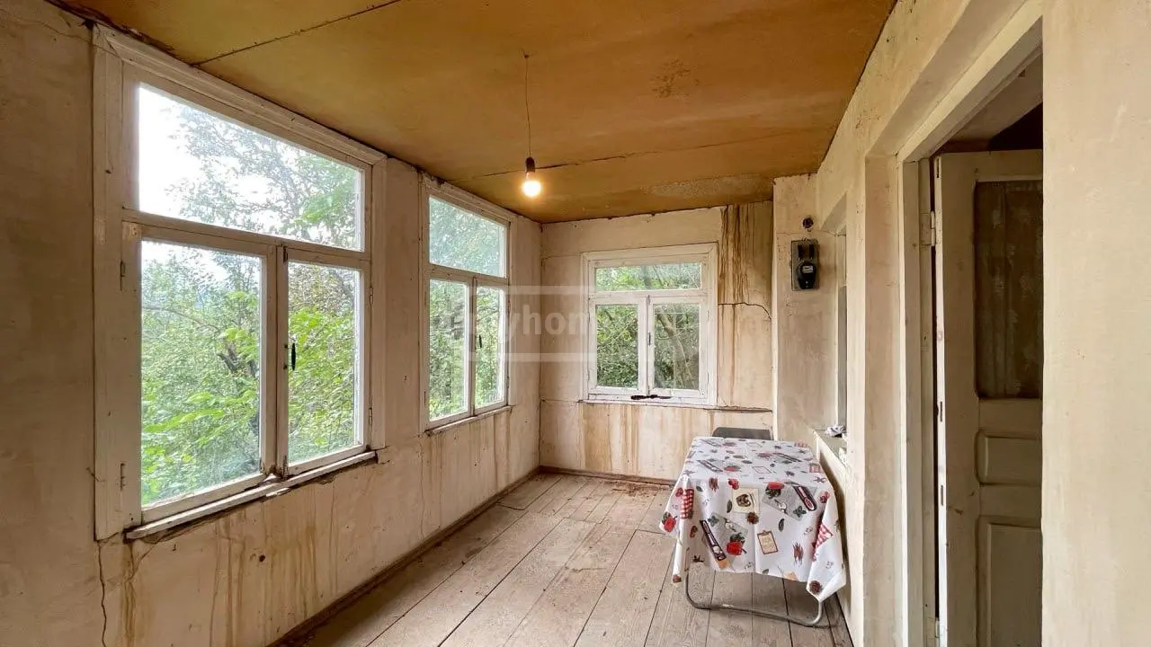7 Room Country House For Sale view 12
