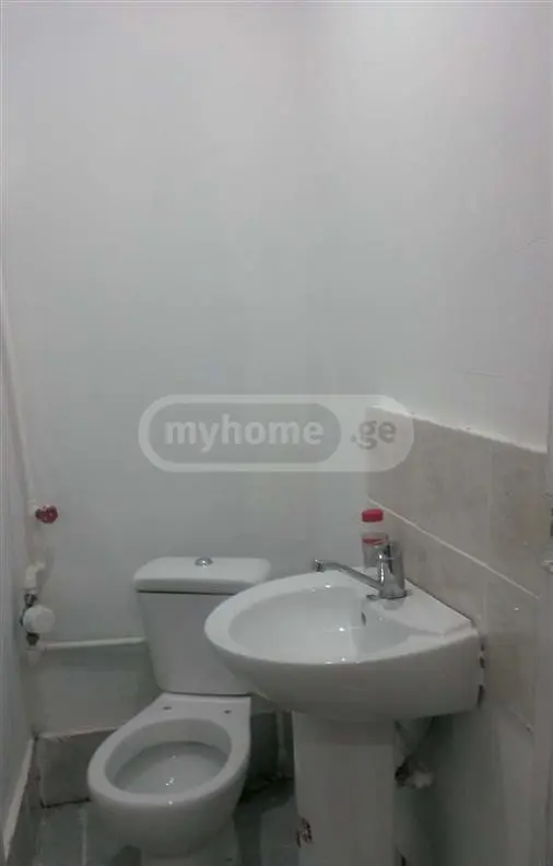 Universal Commercial Area For Rent In Vera view 5