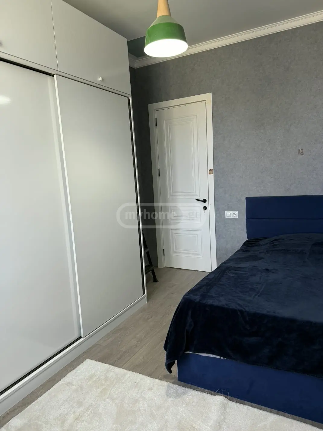 5 Room Private House For Sale view 3