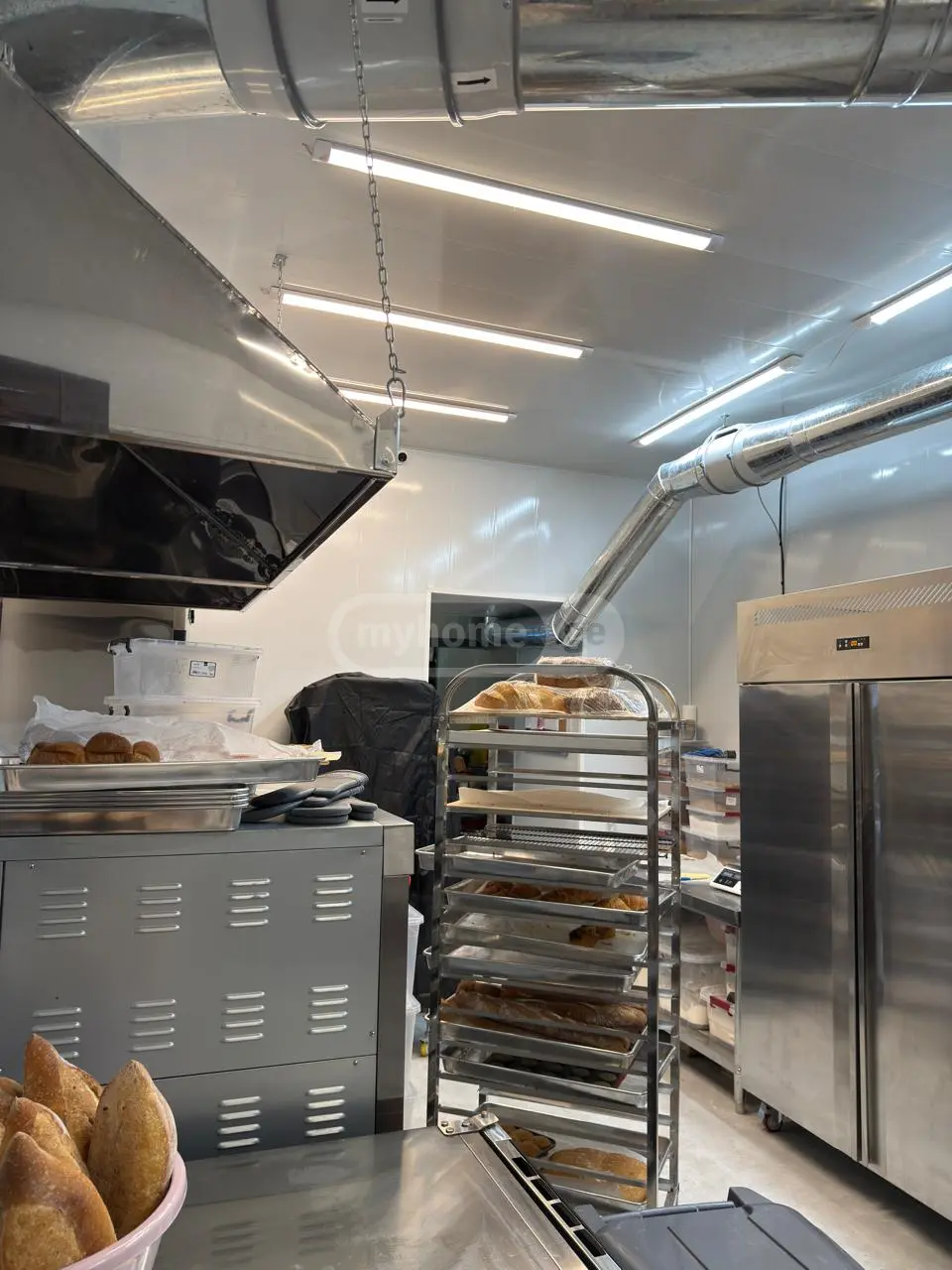 Universal Commercial Area For Sale In Vera view 3