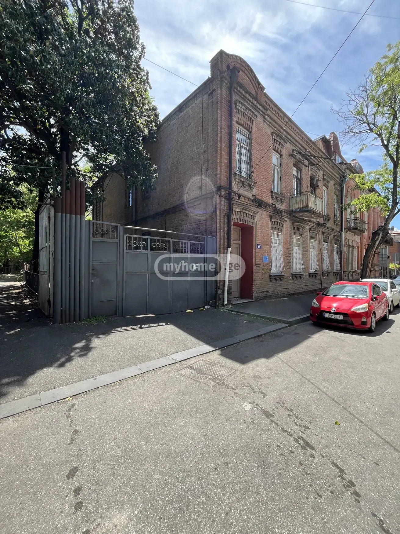 4 Room Private House For Sale view 13