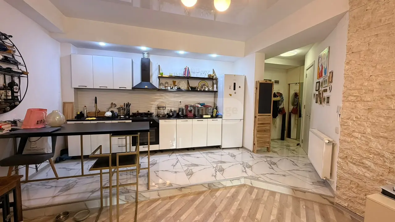 3 Room Apartment For Sale view 4