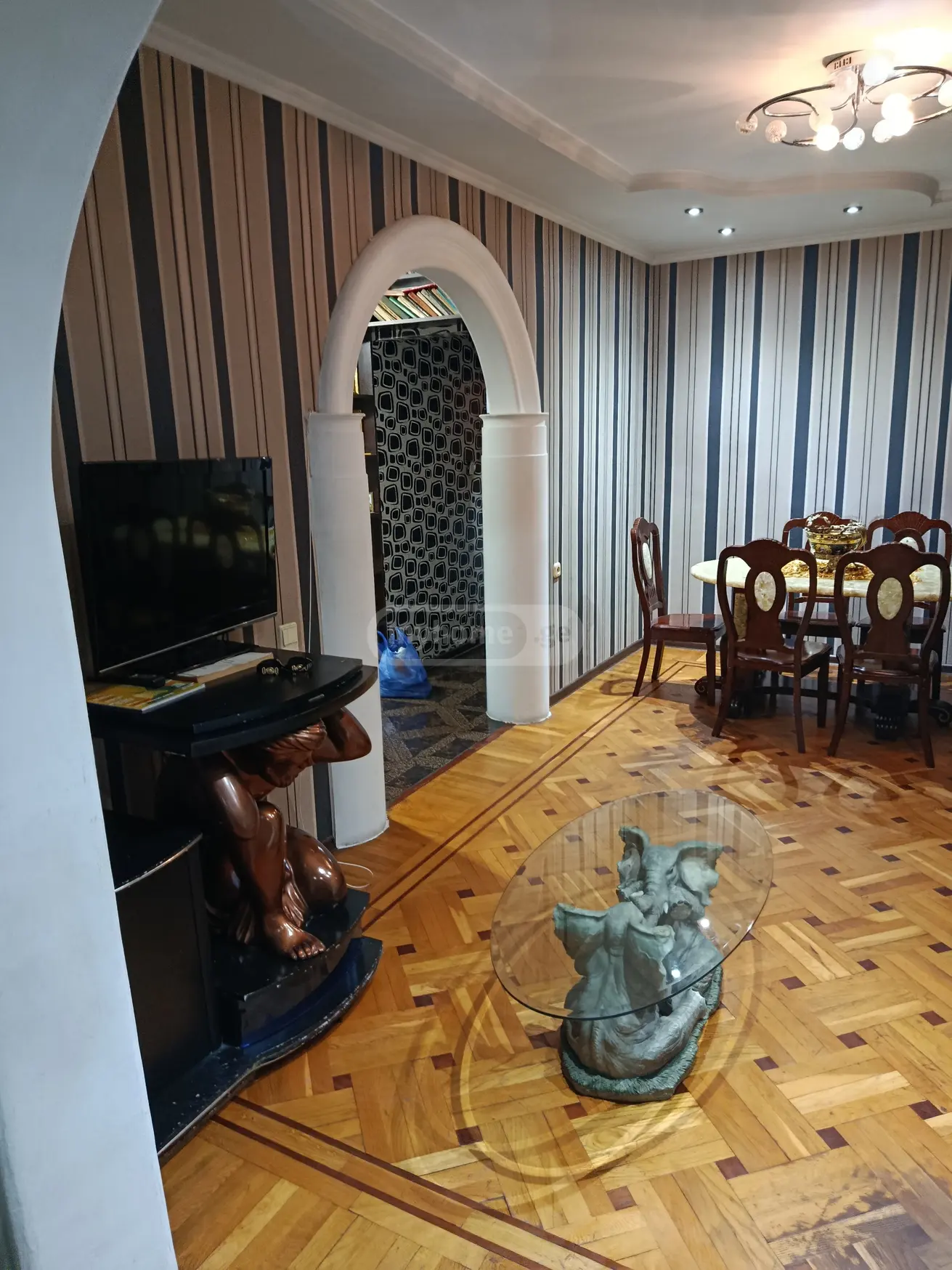 3 Room Apartment For Rent In Zugdidi view 4