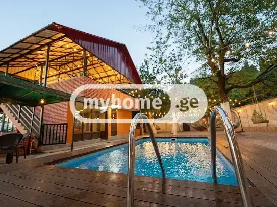 7 Room Private House Daily Rent In Makhinjauri, In Batumi view 1