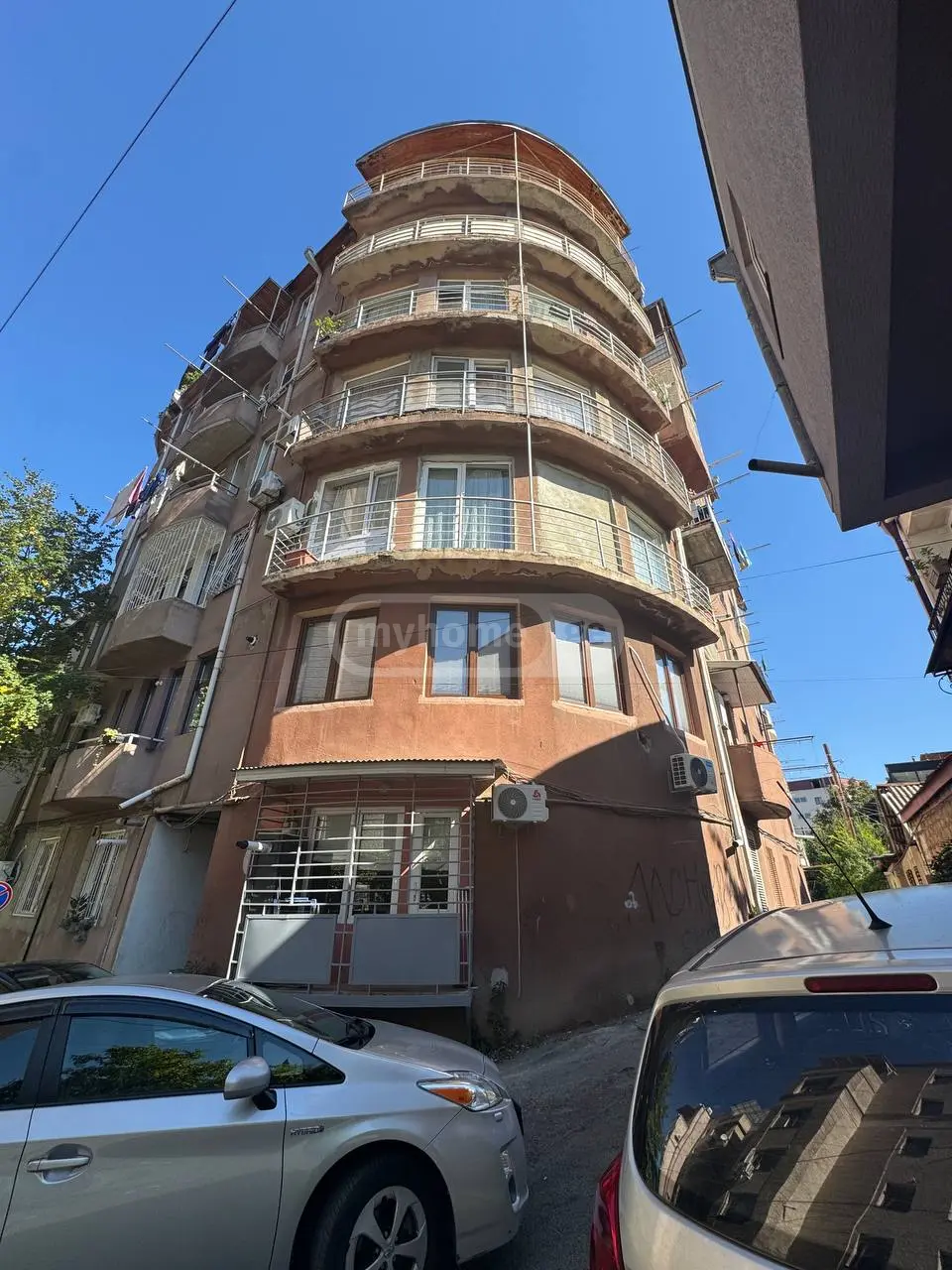 4 Room Apartment For Rent In Tbilisi view 15