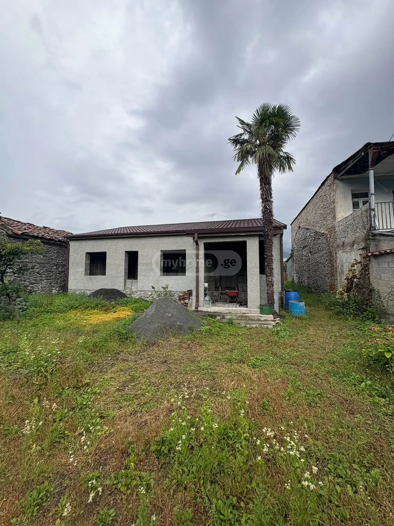 5 Room Private House For Sale view 4